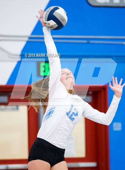 Thumbnail 1 in Gunn @ Hillsdale photogallery.