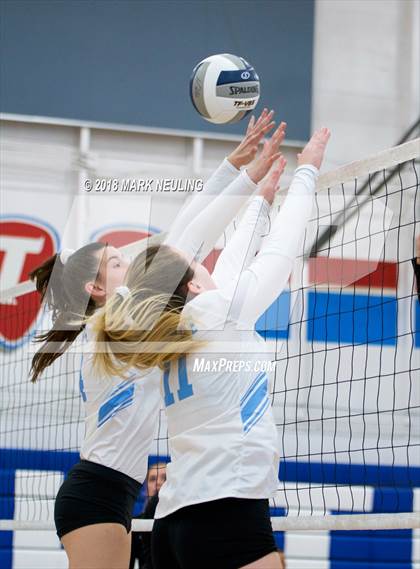 Thumbnail 3 in Gunn @ Hillsdale photogallery.