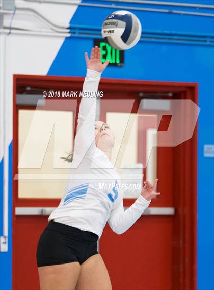 Thumbnail 1 in Gunn @ Hillsdale photogallery.