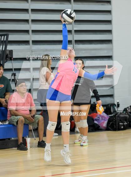 Thumbnail 2 in Arvada West vs. Brawley (Nike TOC Southwest) photogallery.