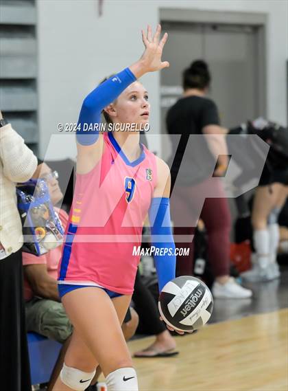 Thumbnail 3 in Arvada West vs. Brawley (Nike TOC Southwest) photogallery.