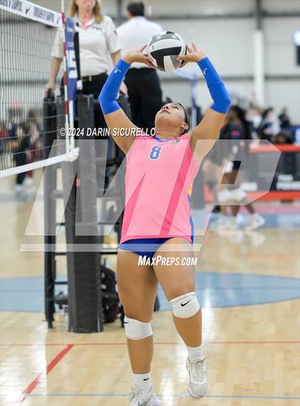 Thumbnail 3 in Arvada West vs. Brawley (Nike TOC Southwest) photogallery.