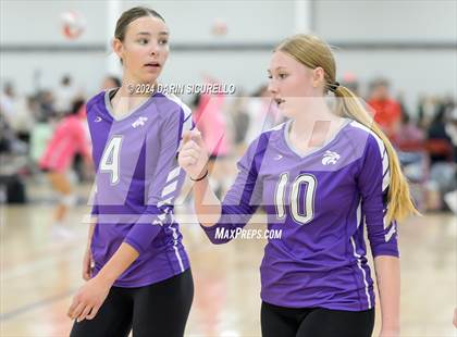 Thumbnail 1 in Arvada West vs. Brawley (Nike TOC Southwest) photogallery.