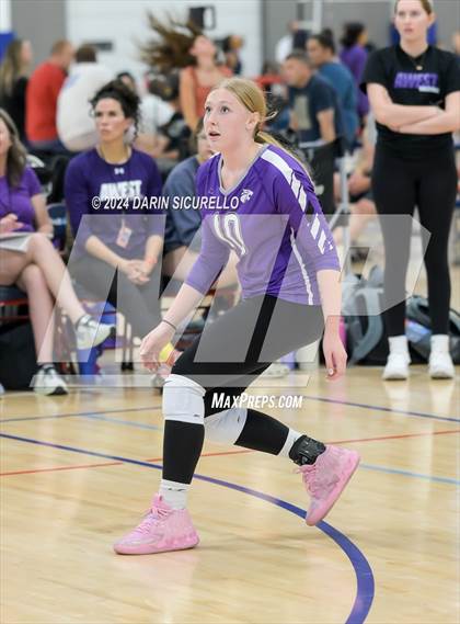 Thumbnail 3 in Arvada West vs. Brawley (Nike TOC Southwest) photogallery.
