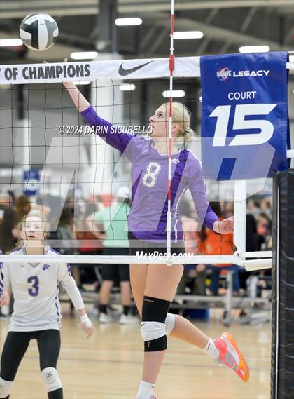 Thumbnail 1 in Arvada West vs. Brawley (Nike TOC Southwest) photogallery.