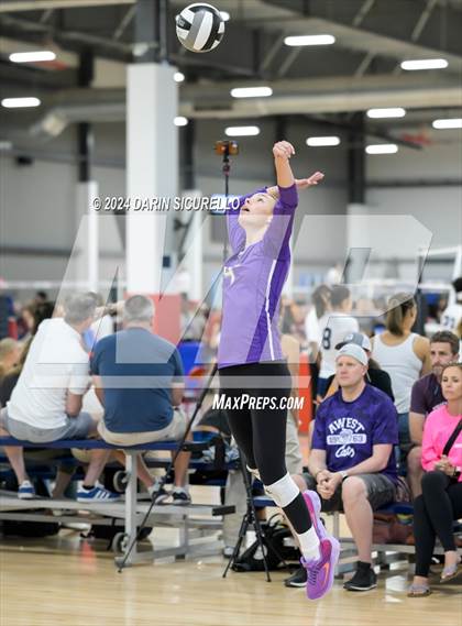 Thumbnail 1 in Arvada West vs. Brawley (Nike TOC Southwest) photogallery.