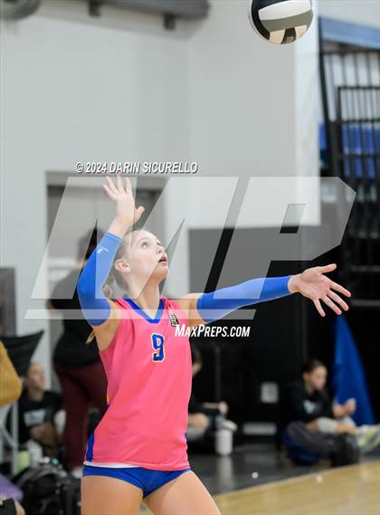 Thumbnail 1 in Arvada West vs. Brawley (Nike TOC Southwest) photogallery.