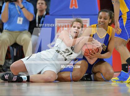 Thumbnail 2 in North Surry vs. Clinton (NCHSAA 2A Final) photogallery.