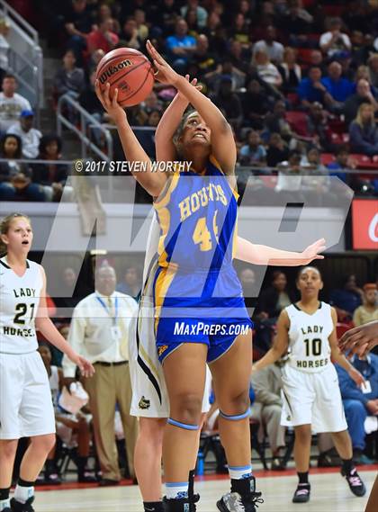 Thumbnail 3 in North Surry vs. Clinton (NCHSAA 2A Final) photogallery.