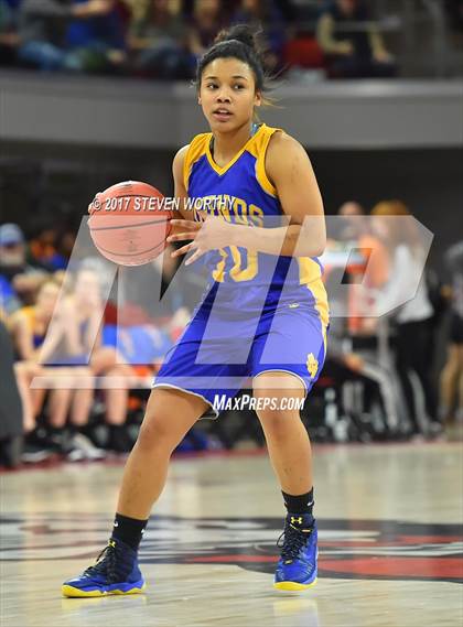 Thumbnail 1 in North Surry vs. Clinton (NCHSAA 2A Final) photogallery.