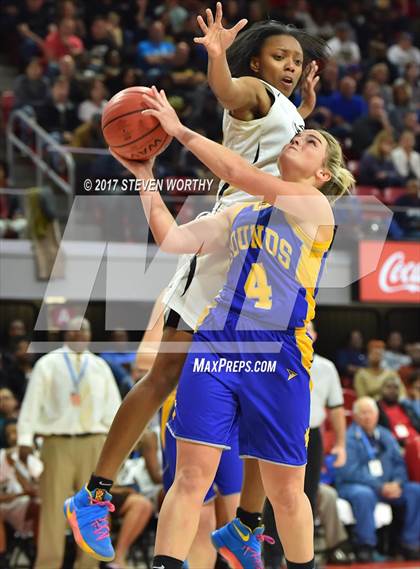 Thumbnail 2 in North Surry vs. Clinton (NCHSAA 2A Final) photogallery.