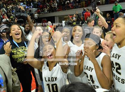 Thumbnail 3 in North Surry vs. Clinton (NCHSAA 2A Final) photogallery.