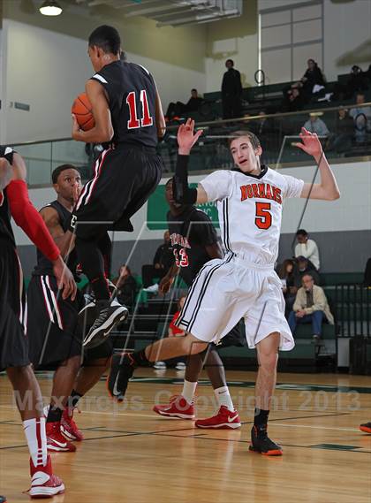 Thumbnail 2 in Etiwanda vs. Beverly Hills photogallery.