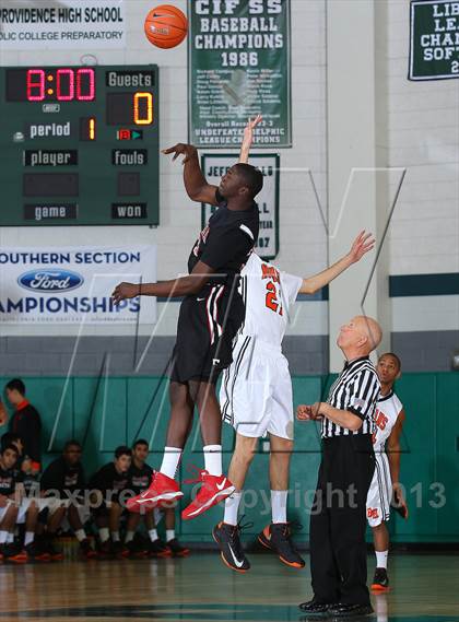 Thumbnail 2 in Etiwanda vs. Beverly Hills photogallery.