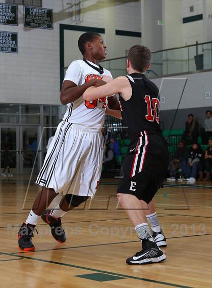 Thumbnail 3 in Etiwanda vs. Beverly Hills photogallery.