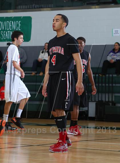 Thumbnail 1 in Etiwanda vs. Beverly Hills photogallery.