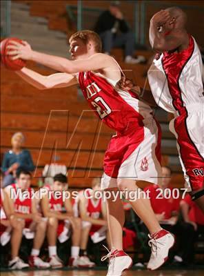 Thumbnail 1 in Lodi vs. Rancho Verde (Torrey Pines Holiday Prep Classic) photogallery.