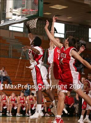 Thumbnail 3 in Lodi vs. Rancho Verde (Torrey Pines Holiday Prep Classic) photogallery.