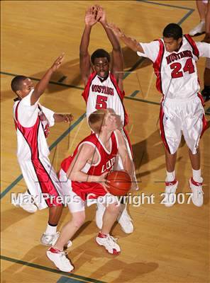 Thumbnail 2 in Lodi vs. Rancho Verde (Torrey Pines Holiday Prep Classic) photogallery.