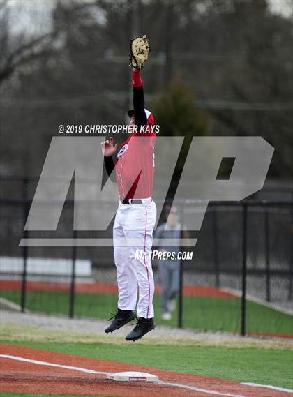 Thumbnail 3 in Benton @ DuQuoin photogallery.