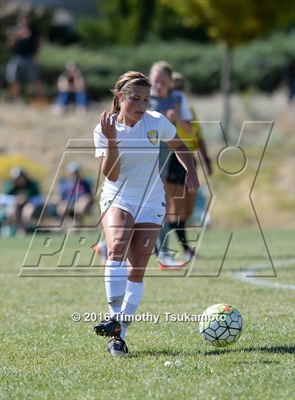Thumbnail 3 in Douglas @ Bishop Manogue photogallery.