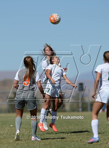 Thumbnail 3 in Douglas @ Bishop Manogue photogallery.
