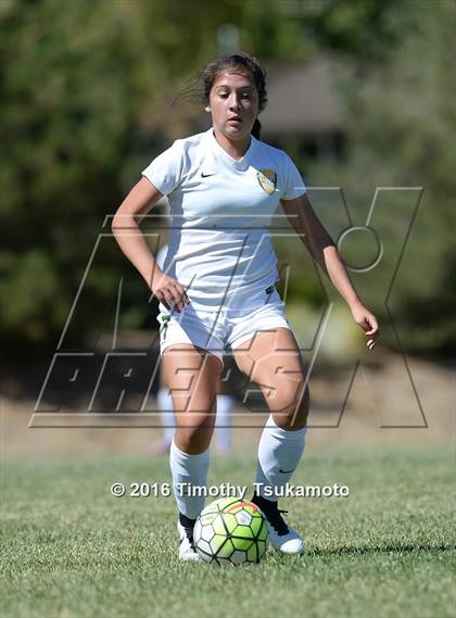 Thumbnail 2 in Douglas @ Bishop Manogue photogallery.