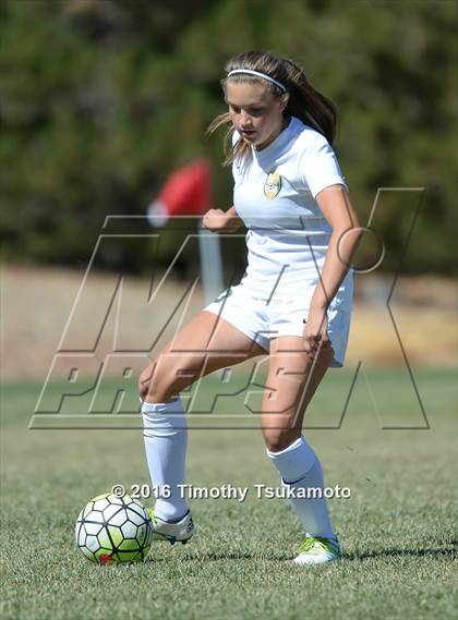 Thumbnail 1 in Douglas @ Bishop Manogue photogallery.