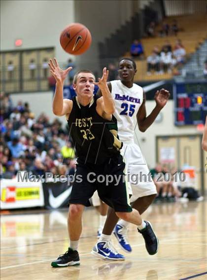 Thumbnail 2 in Jesuit vs. DeMatha (Les Schwab Invitational 2010) photogallery.