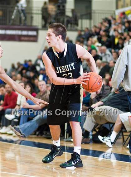Thumbnail 2 in Jesuit vs. DeMatha (Les Schwab Invitational 2010) photogallery.