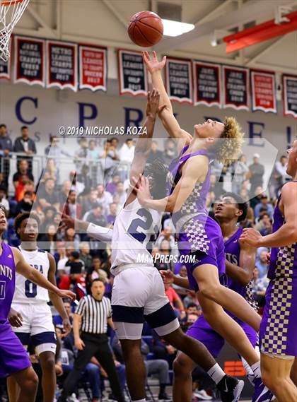 Thumbnail 1 in Sierra Canyon vs. St. Augustine (San Diego Tip-Off Challenge) photogallery.