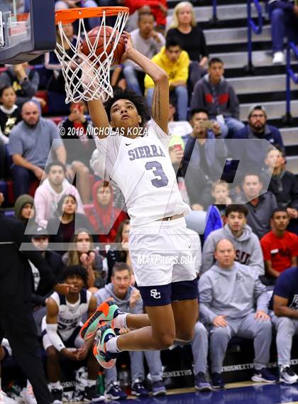 Thumbnail 2 in Sierra Canyon vs. St. Augustine (San Diego Tip-Off Challenge) photogallery.