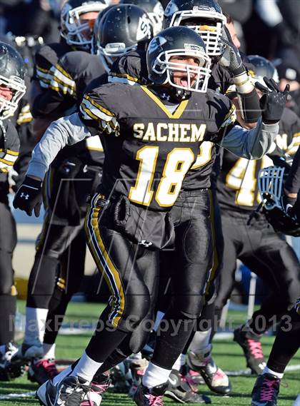 Thumbnail 1 in Sachem North vs. William Floyd (Section 11 Division I Final) photogallery.
