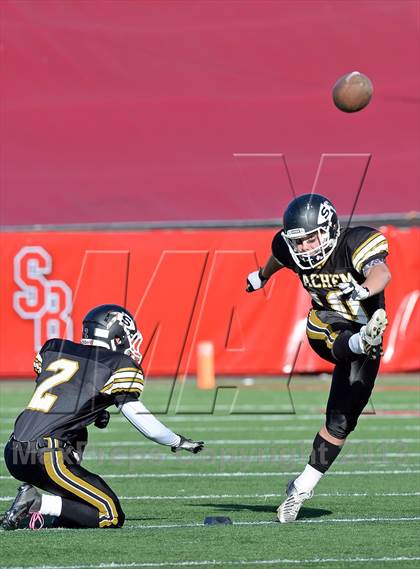Thumbnail 1 in Sachem North vs. William Floyd (Section 11 Division I Final) photogallery.