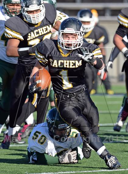 Thumbnail 1 in Sachem North vs. William Floyd (Section 11 Division I Final) photogallery.