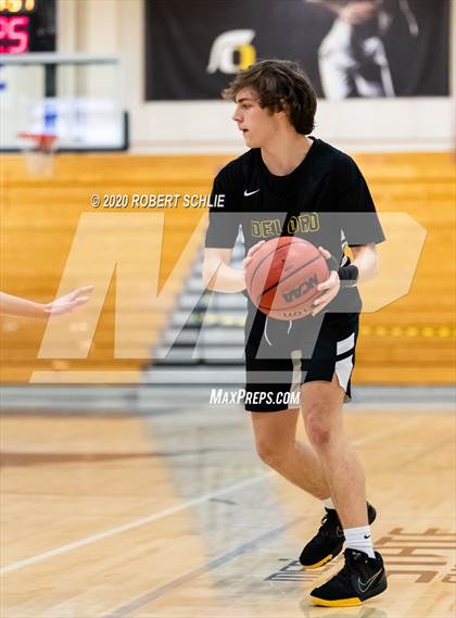 Thumbnail 1 in Del Oro @ Oak Ridge photogallery.