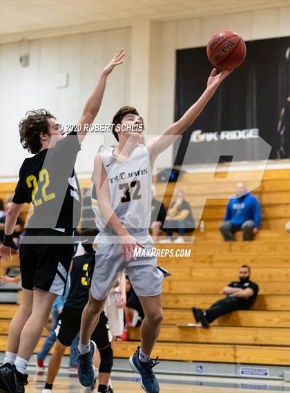 Thumbnail 2 in Del Oro @ Oak Ridge photogallery.