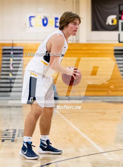 Thumbnail 1 in Del Oro @ Oak Ridge photogallery.