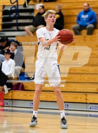 Thumbnail 1 in Del Oro @ Oak Ridge photogallery.