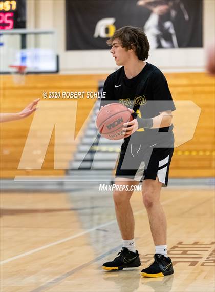 Thumbnail 3 in Del Oro @ Oak Ridge photogallery.