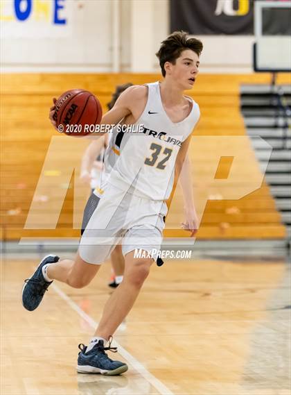 Thumbnail 3 in Del Oro @ Oak Ridge photogallery.