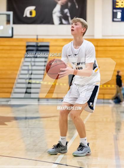 Thumbnail 2 in Del Oro @ Oak Ridge photogallery.