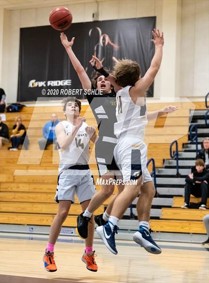 Thumbnail 3 in Del Oro @ Oak Ridge photogallery.