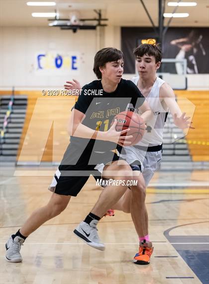 Thumbnail 2 in Del Oro @ Oak Ridge photogallery.