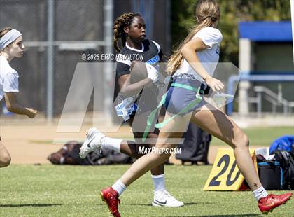 Thumbnail 1 in Chaminade@Windward photogallery.