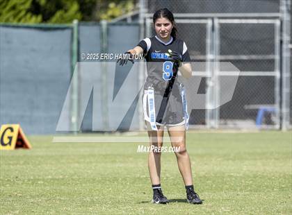 Thumbnail 3 in Chaminade@Windward photogallery.