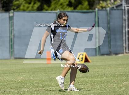 Thumbnail 1 in Chaminade@Windward photogallery.
