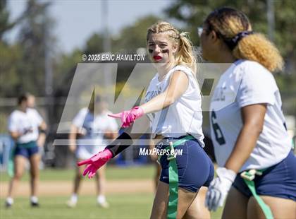 Thumbnail 3 in Chaminade@Windward photogallery.
