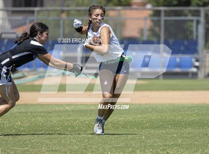 Thumbnail 2 in Chaminade@Windward photogallery.