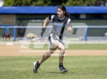 Thumbnail 3 in Chaminade@Windward photogallery.